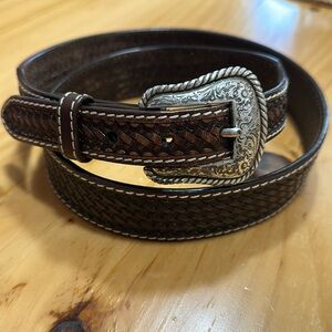 Men’s Nacona leather belt